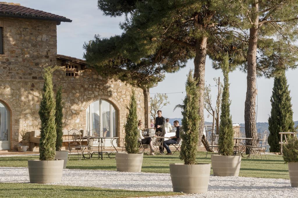 Wine Resort Conti Di San Bonifacio Montemassi Exteriör bild